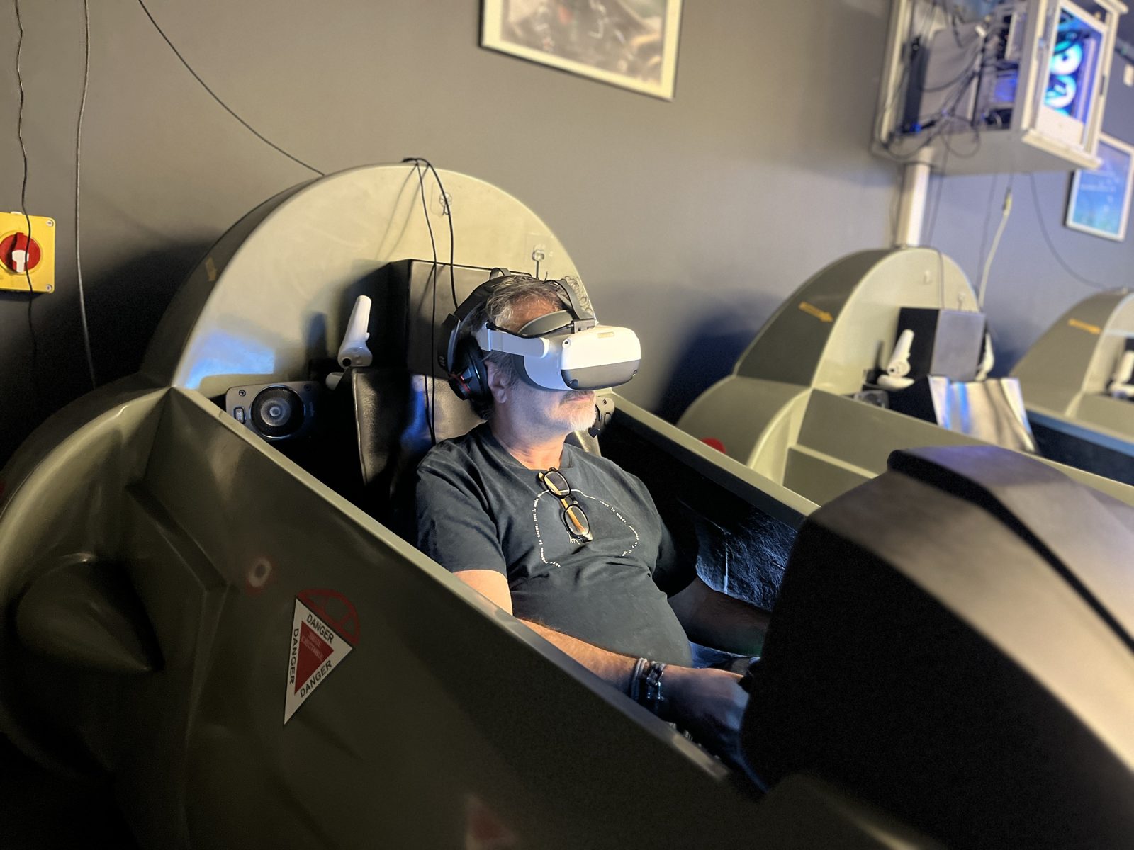 Rangée de simulateurs Mirage 2000 chez Team Square